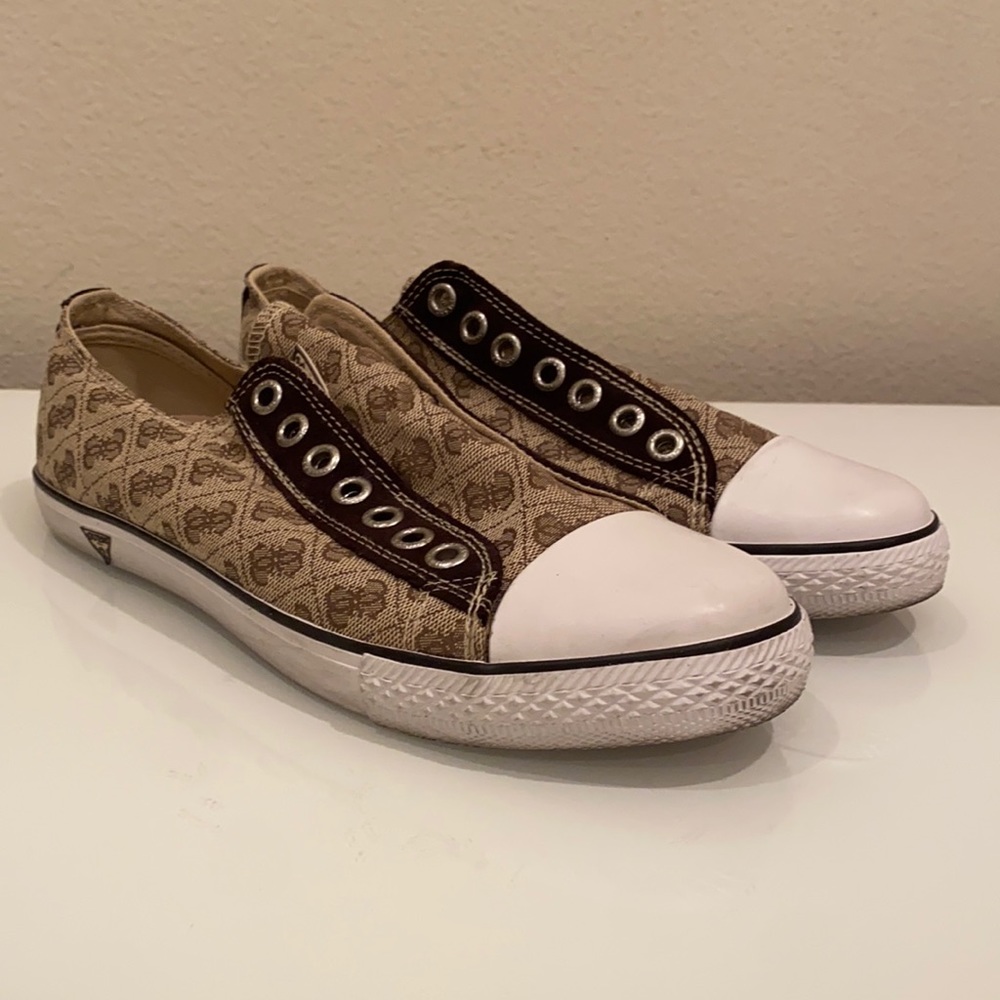 Guess men’s slip on sneakers
